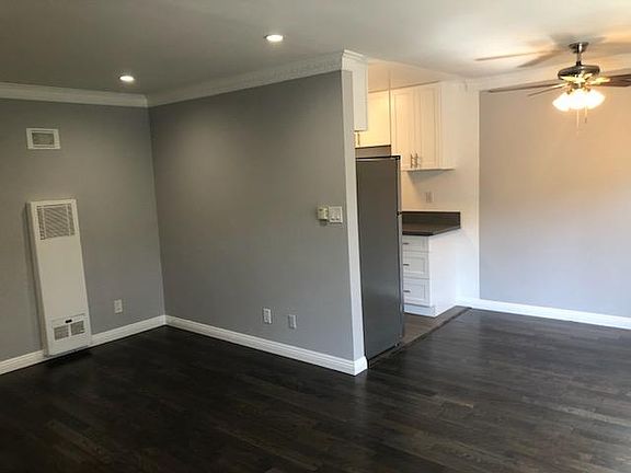 2nd image of 636 N Harvard Blvd #18