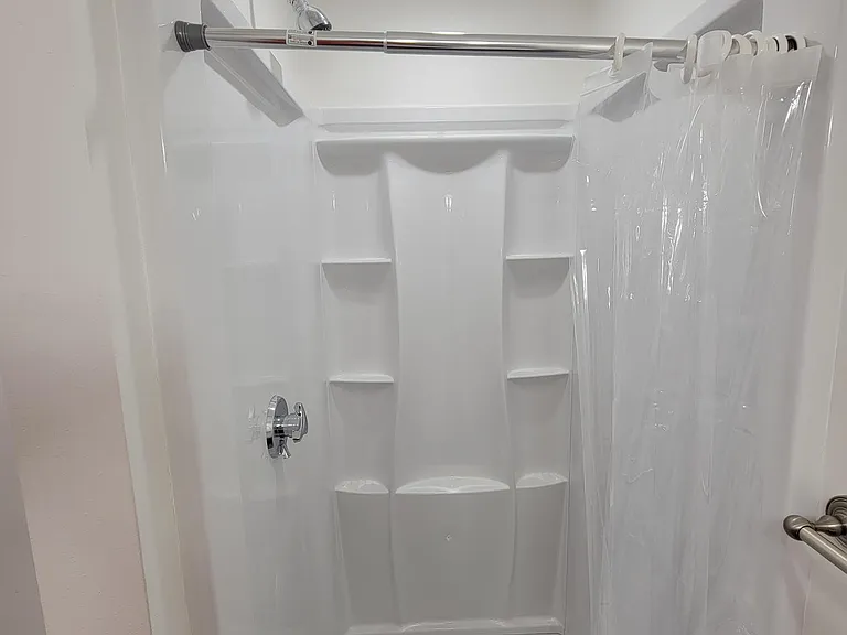 224 Hanover St #11A — Photo 25