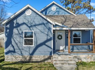 1121 E Thoman Street, Springfield, MO 65803