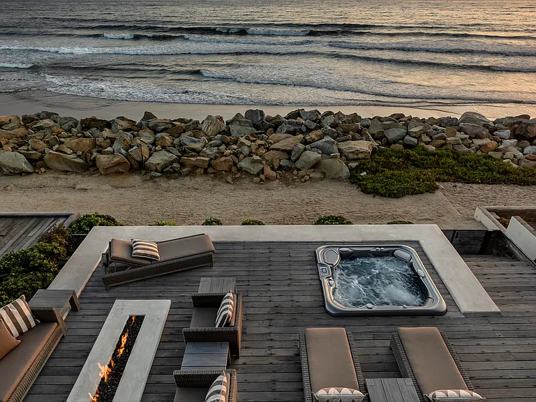 5372 Rincon Beach Park Dr — Photo 20