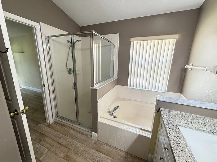 1221 Singleton Cir — Photo 17