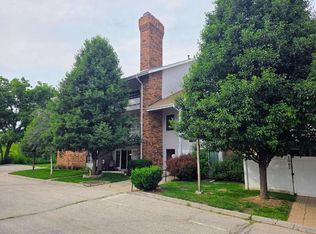 1100 50th St Unit 1102, West Des Moines, IA 50266