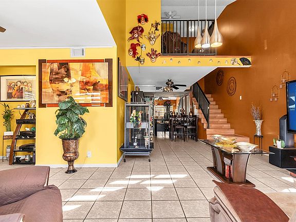 3rd image of 11054 NW 38th Street