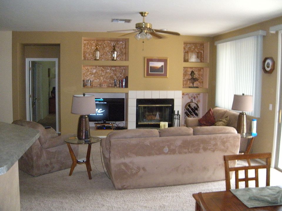 Spacious living room