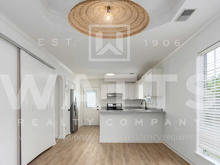 535 Walker Rd — Photo 5
