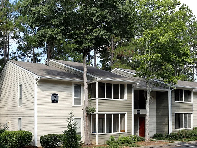 Norcross Crossing — Photo 15