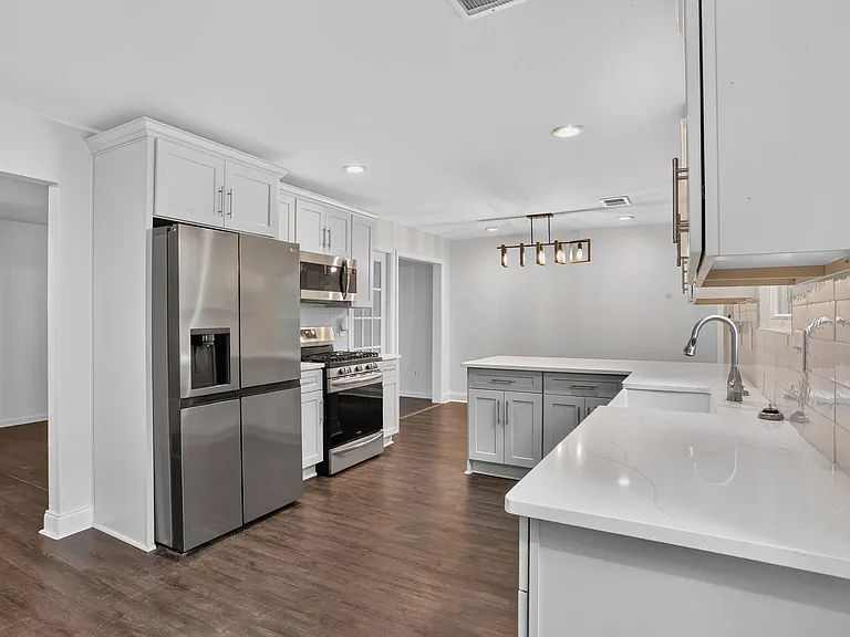 2891 Tipany Ct — Photo 9