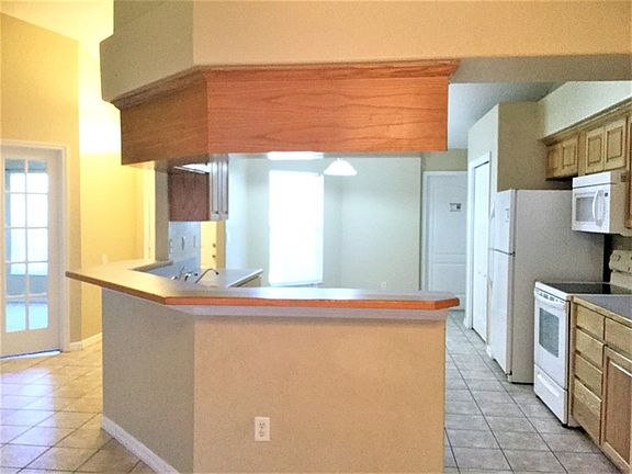 5th image of 3304 Blue Jay Ct