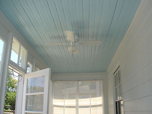 Sunporch with Ceiling Fan
