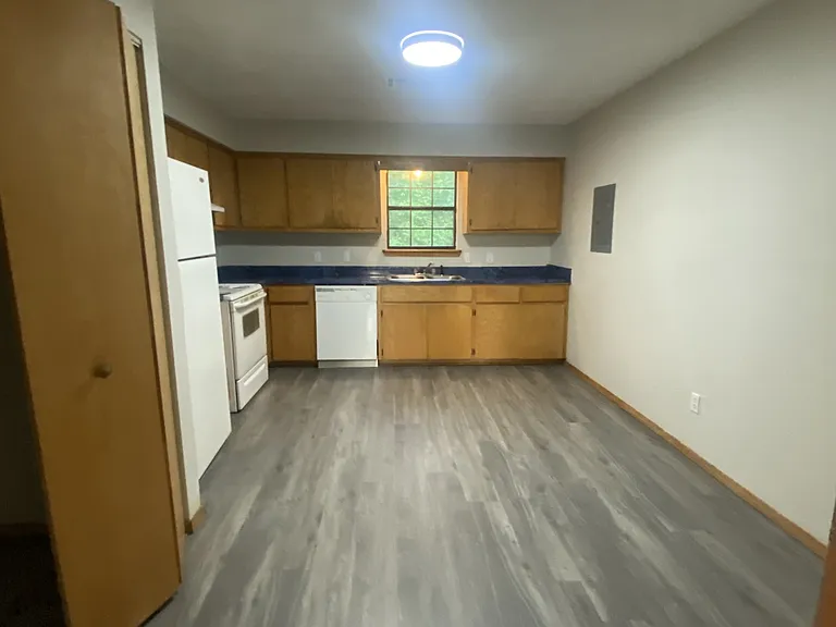 200 Folsom St — Photo 3