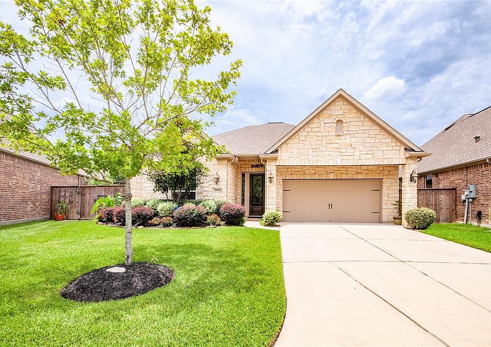 1st image of 20015 Hill Grove Ct