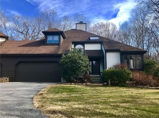 6 Cotswold Dr, North Salem, NY 10560