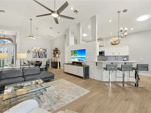 9522 Mariners Cove Ln, Fort Myers, FL 33919