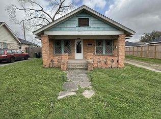 7351 Walker St, Houston, TX 77011