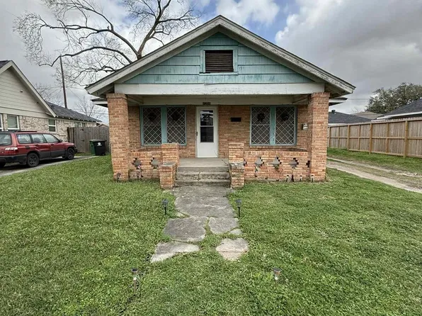 7351 Walker St, Houston, TX 77011