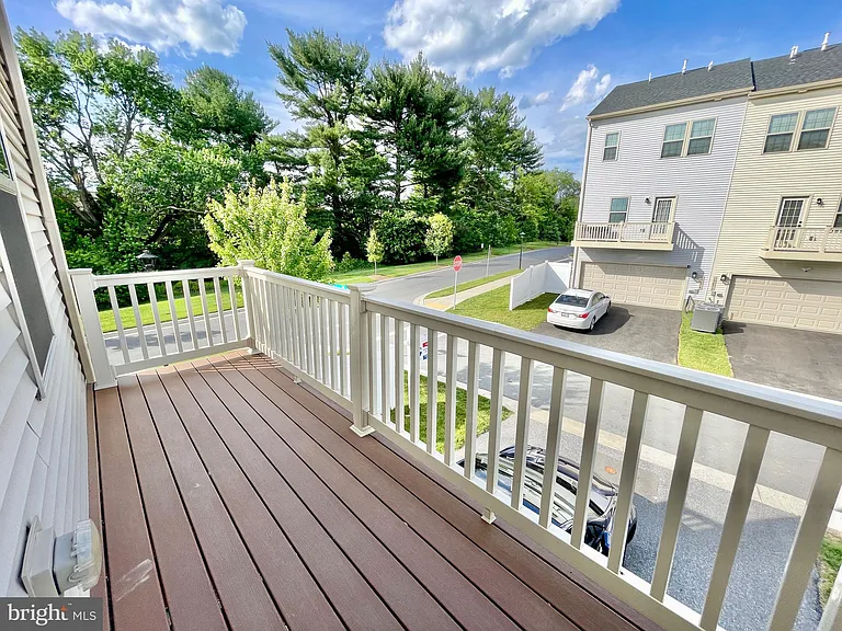 9537 Tall Oaks Rd — Photo 42