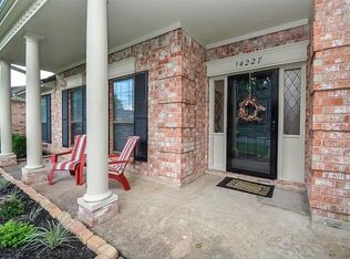 14227 Sandfield Dr, Houston, TX 77077