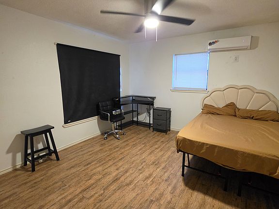5th image of 1121 W Mahl St #2