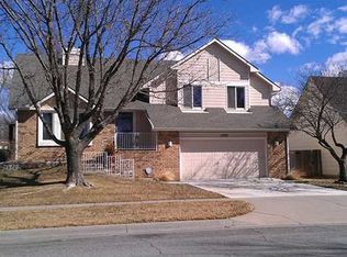 1422 N Parkridge St, Wichita, KS 67212