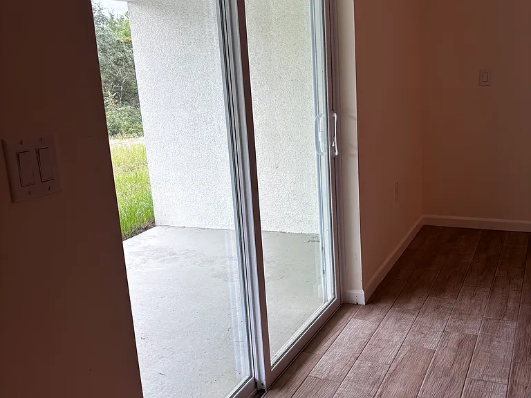 16220 SW 30th Ter — Photo 10