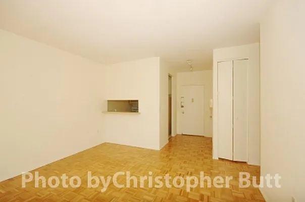 Rented by Citi Habitats | media 12
