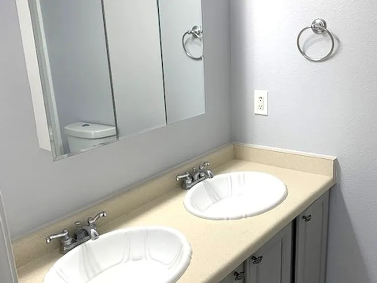 217 Blakeland Dr — Photo 8