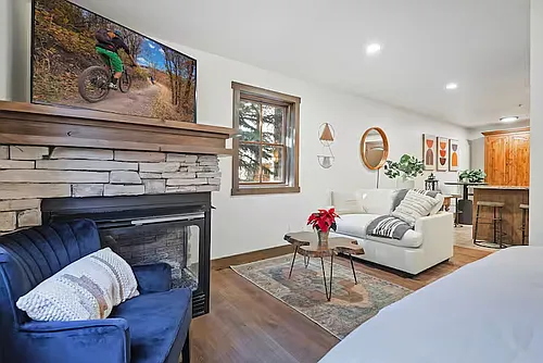 2260 Park Ave Photo 1