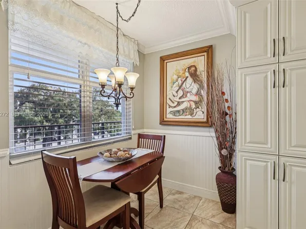 4850 NW 29th Ct APT 325, Fort Lauderdale, FL 33313