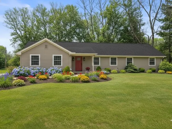 6543 Elmcrest Dr, Hudson, OH 44236