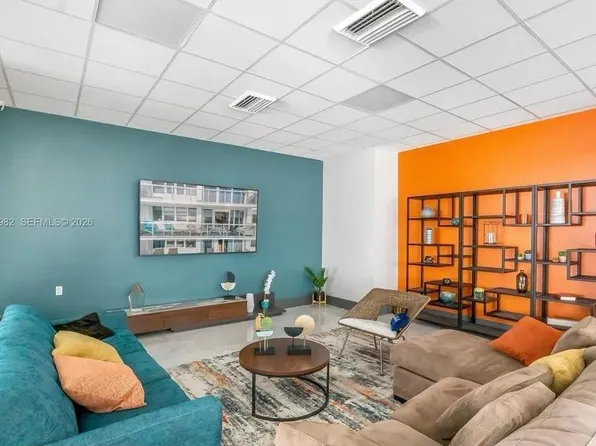 3140 S Ocean Drive, Hallandale Beach, FL 33009
