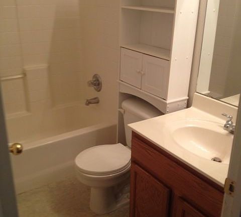 5th image of 3321 N 83rd Dr