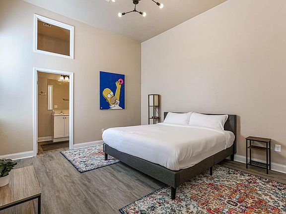 5th image of 1812 2nd St #2