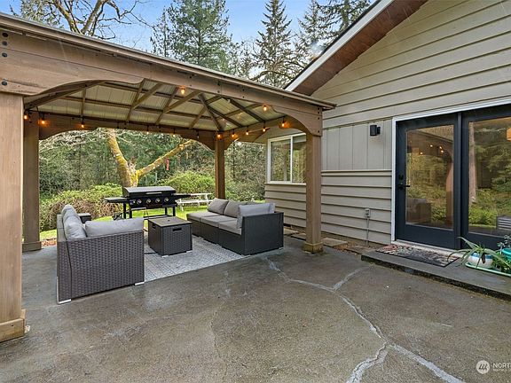 2nd image of 4816 Lupine Lane NW