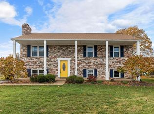 35 Granary Rd, Verona, VA 24482