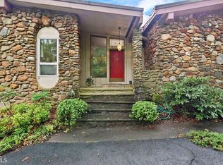 3251 Pete Shaw Rd, Marietta, GA 30066