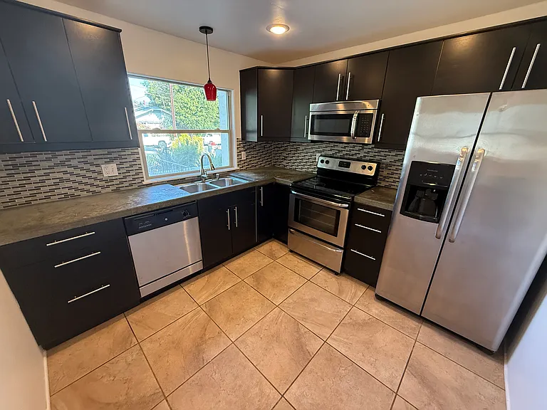 1818 Granada Ave #4 — Photo 15