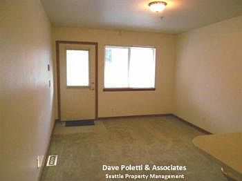 3rd image of 6504 5th Ave NE
