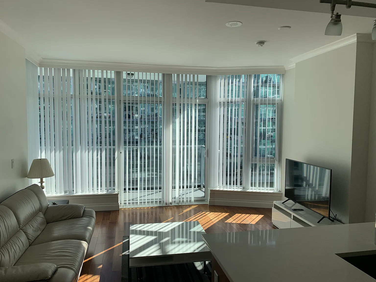 1 bed, 618 sqft, $2,950 — Photo 4