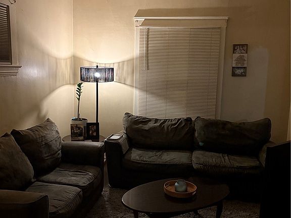 3rd image of 2801 Tampa Ave