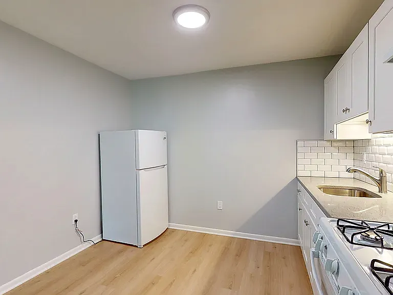 719 Ellis St #70 — Photo 6
