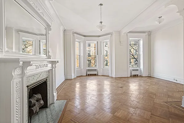 Sold by Compass | media 13