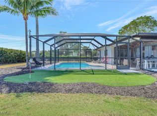 928 SE 30th Ln, Cape Coral, FL 33904