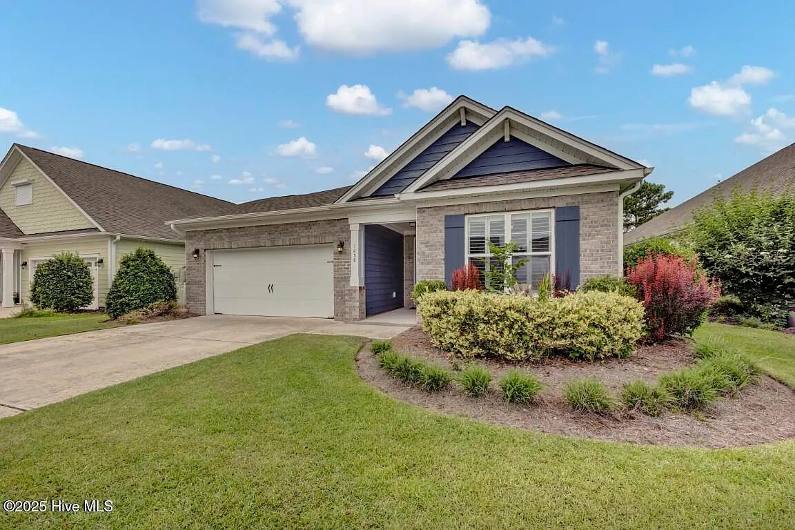 3 bed, 2.0 bath, $2,900 — Photo 1