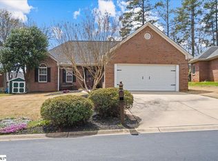 422 Sandpiper Dr, Boiling Springs, SC 29316