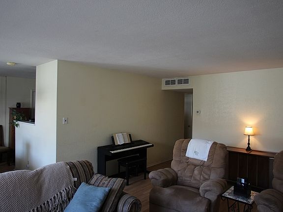 5th image of 1206 S Michigan Ave