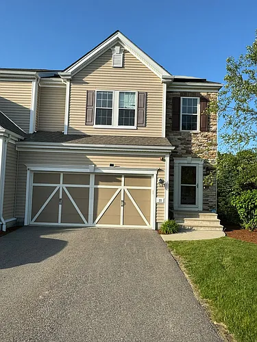 11 Crispwater Way Photo 1