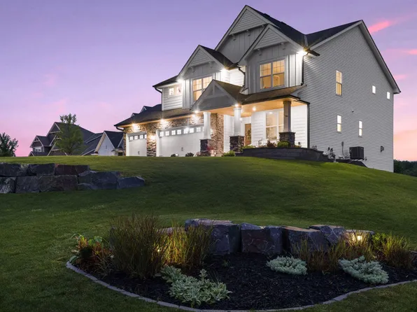 1985 Primrose Ln, Victoria, MN 55386