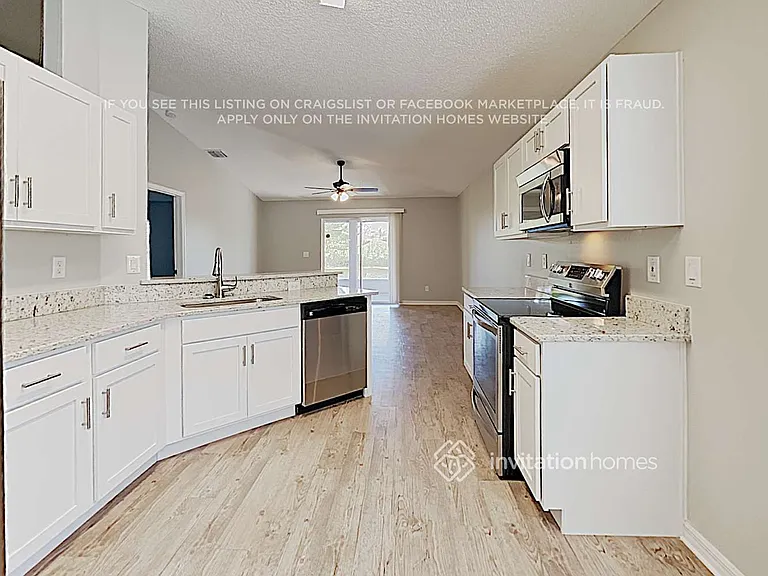 2107 Deercroft Dr — Photo 5
