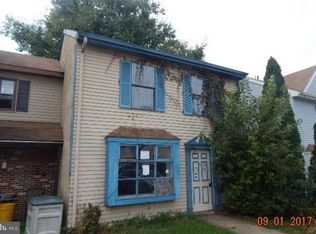 130 Presidential Dr, Sicklerville, NJ 08081