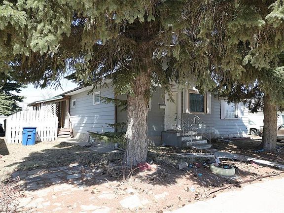2nd image of 211 Main STREET